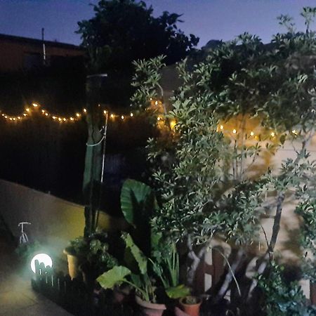 Chalet Vacacional Con Piscina Privada Y Barbacoa Tarragona Bagian luar foto