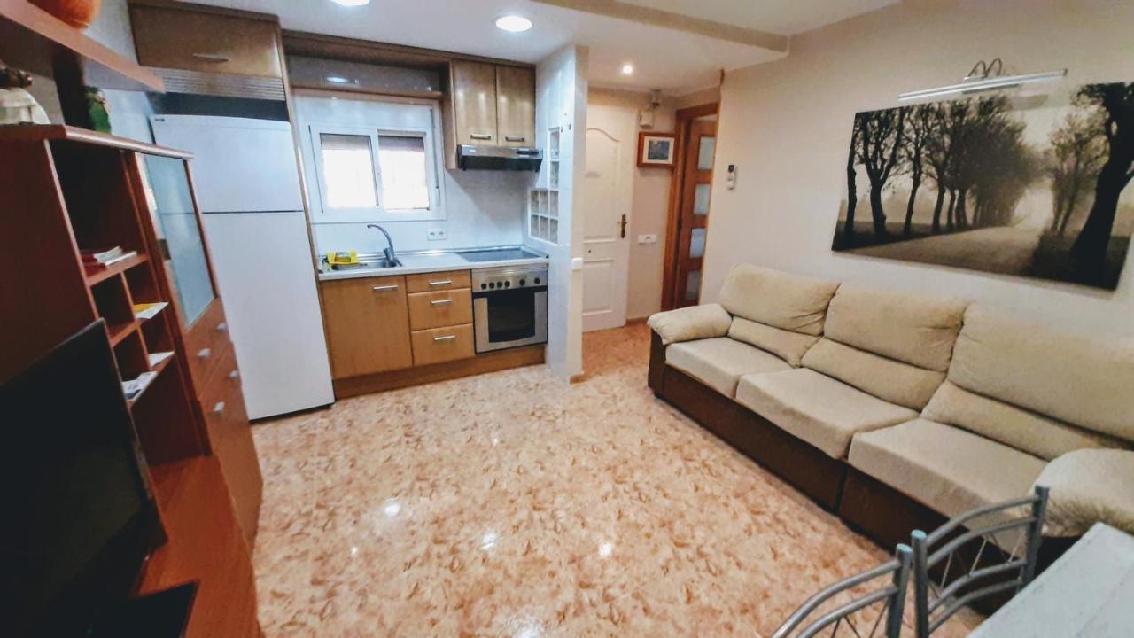 Chalet Vacacional Con Piscina Privada Y Barbacoa Tarragona Bagian luar foto